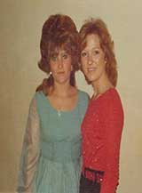 ** PLEASE DESCRIBE THIS IMAGE **