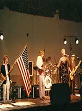 ** PLEASE DESCRIBE THIS IMAGE **