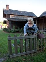 ** PLEASE DESCRIBE THIS IMAGE **